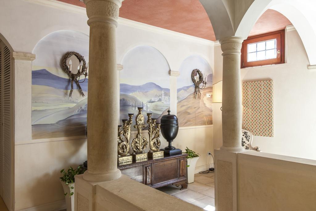 Charming Hotel Dei Chiostri 폴리나 외부 사진