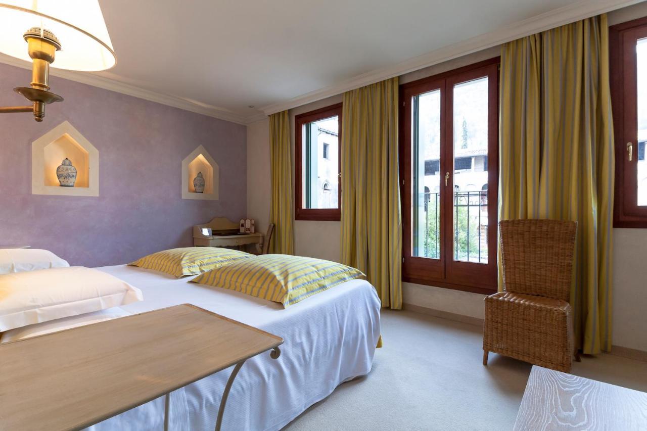 Charming Hotel Dei Chiostri 폴리나 외부 사진